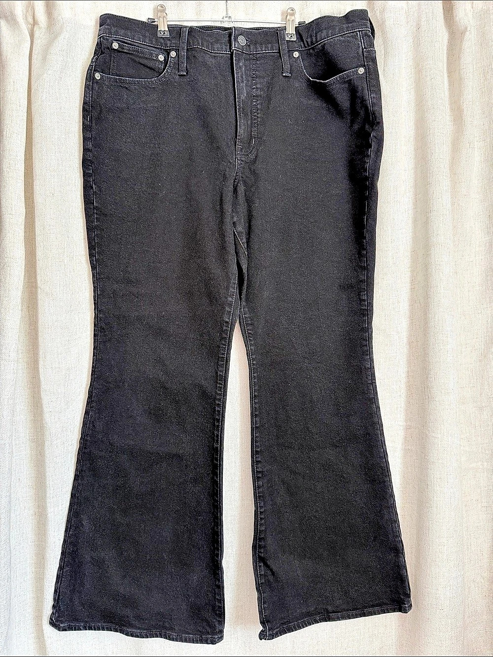 Madewell The Kick Out Crop Jean in Black Wash Black Flare Jeans Waist 33